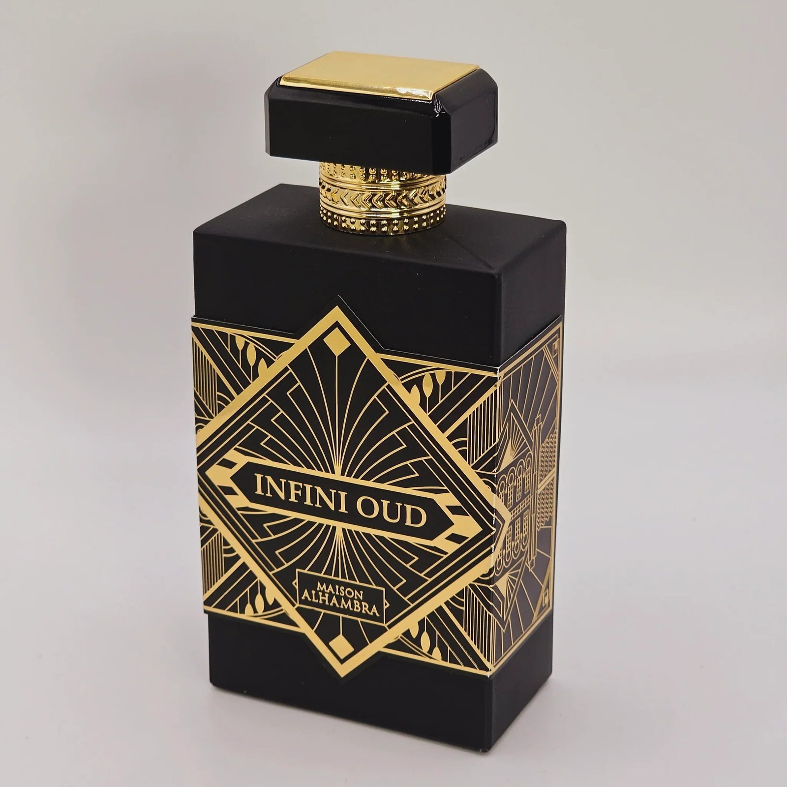 Infini Oud