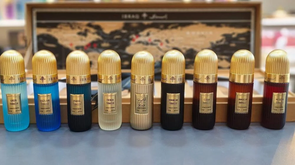 TOBACCO BOX
